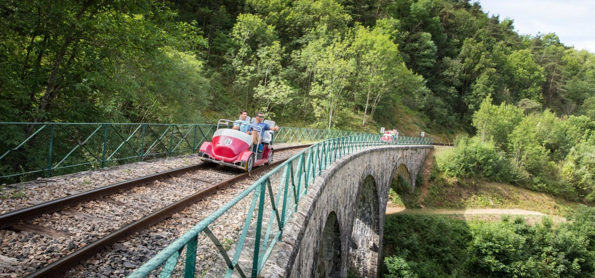 CAMPING LES BERGES DU DOUX