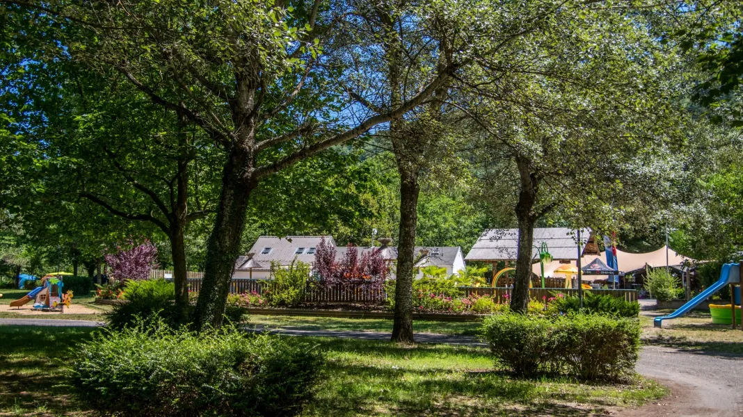 FLOWER CAMPING LE PONT DU TARN