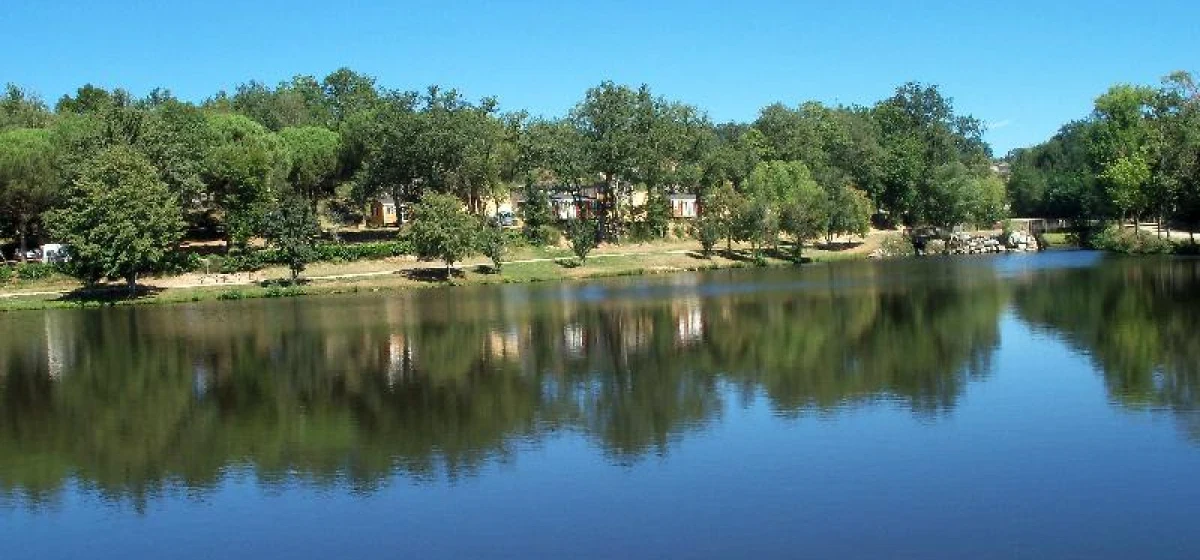 Camping 3 étoiles Le Bosquet à LA FOUILLADE en Aveyron (12)