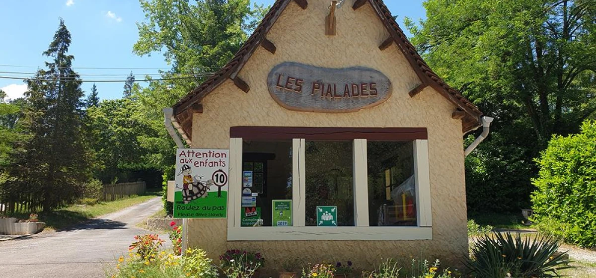 CAMPING LES PIALADES